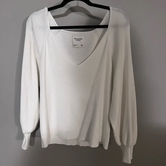 Abercrombie white sweater hot sale